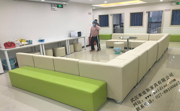 沙發(fā) 沙發(fā)